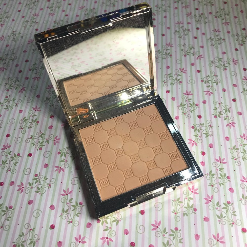 jouer soft focus hydrate + set powder in medium